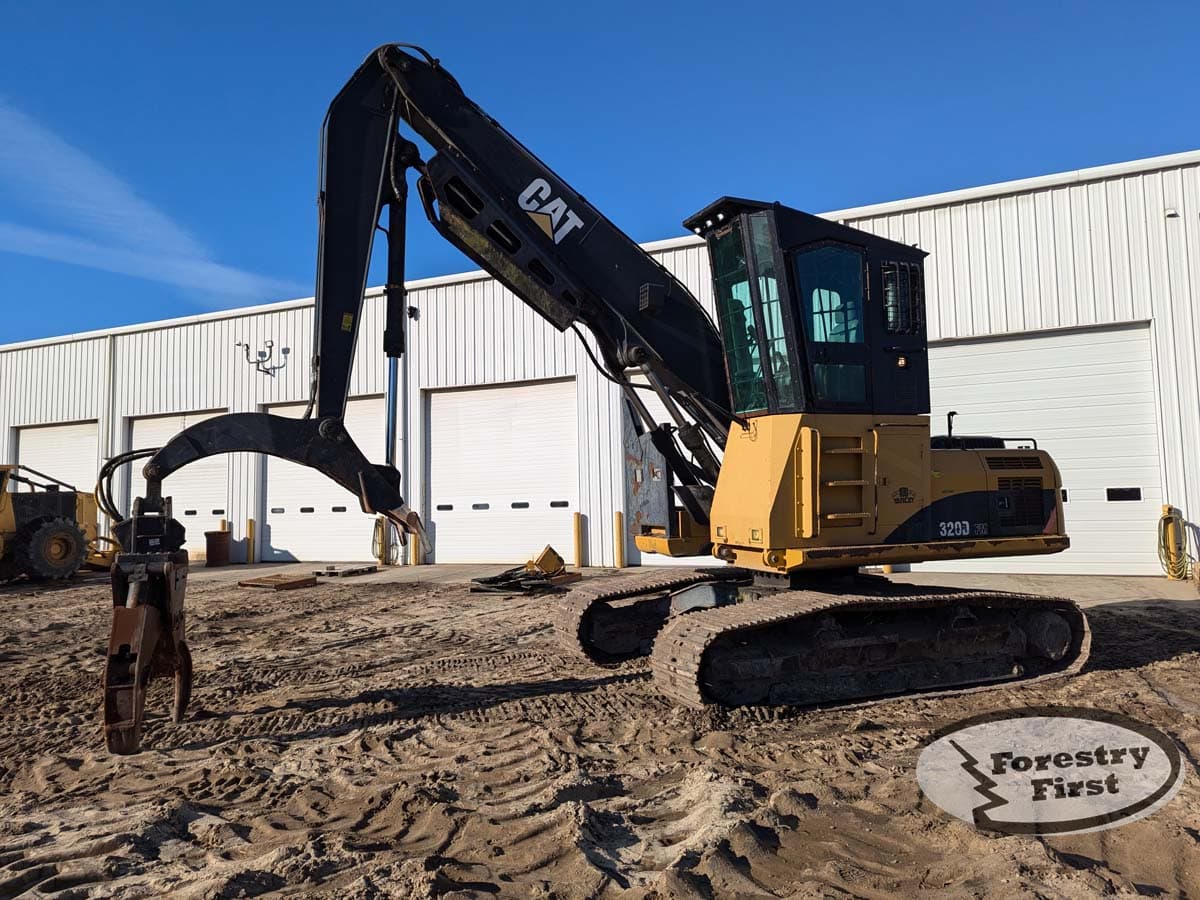 2014 CAT 320D FM