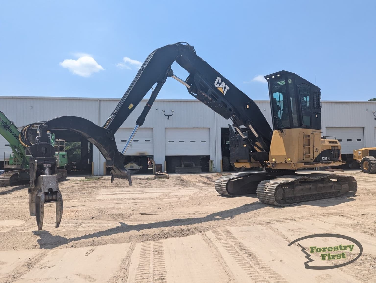 2014 CAT 320D FM