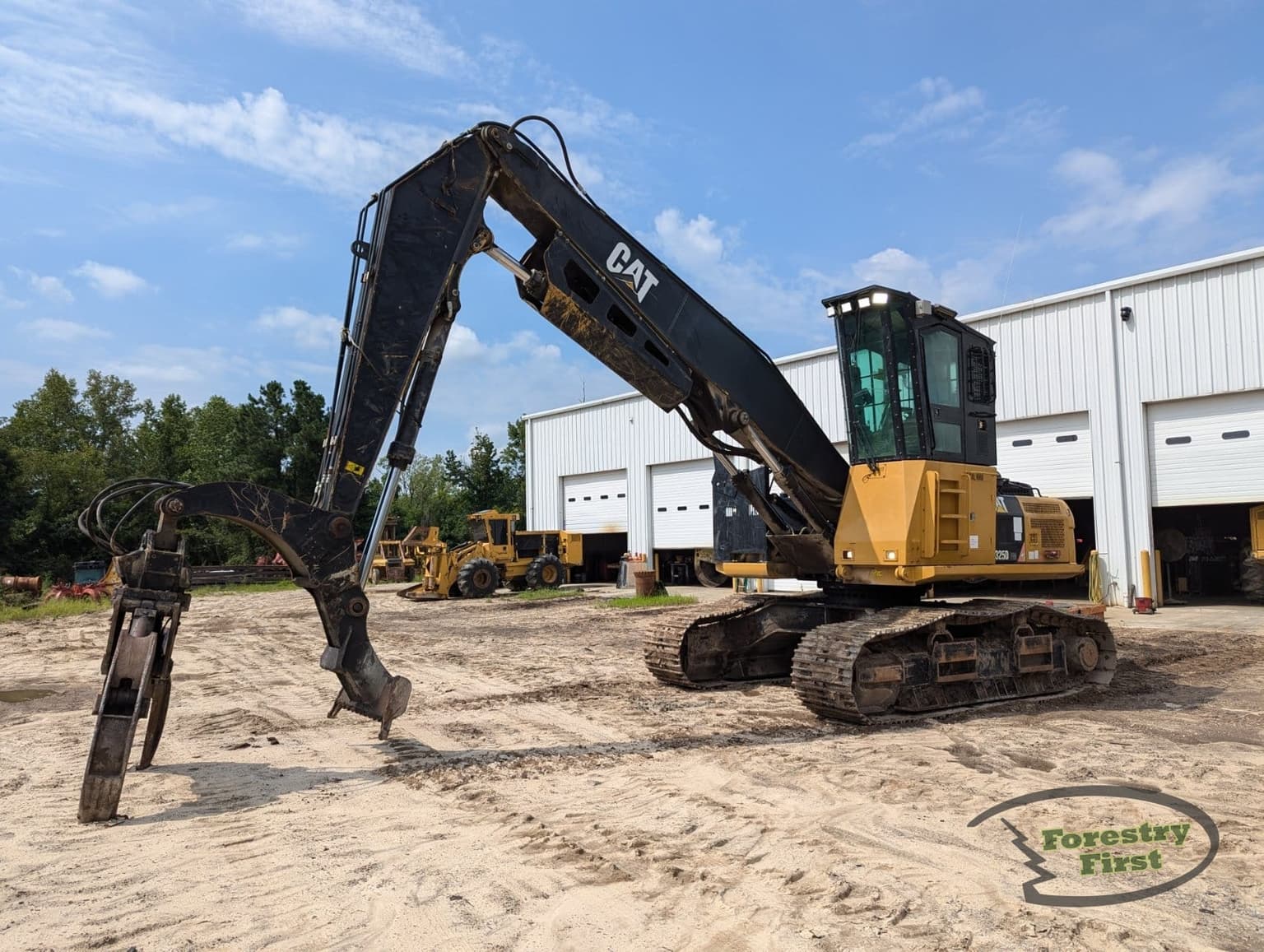 2016 CAT 325D FM