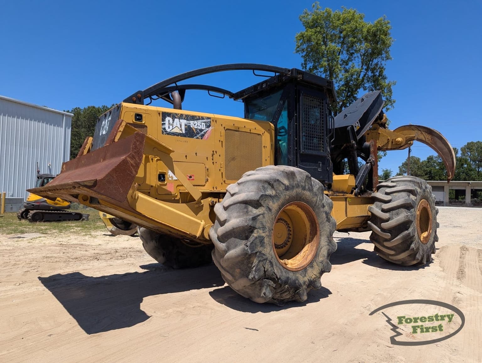 2015 CAT 525D for sale
