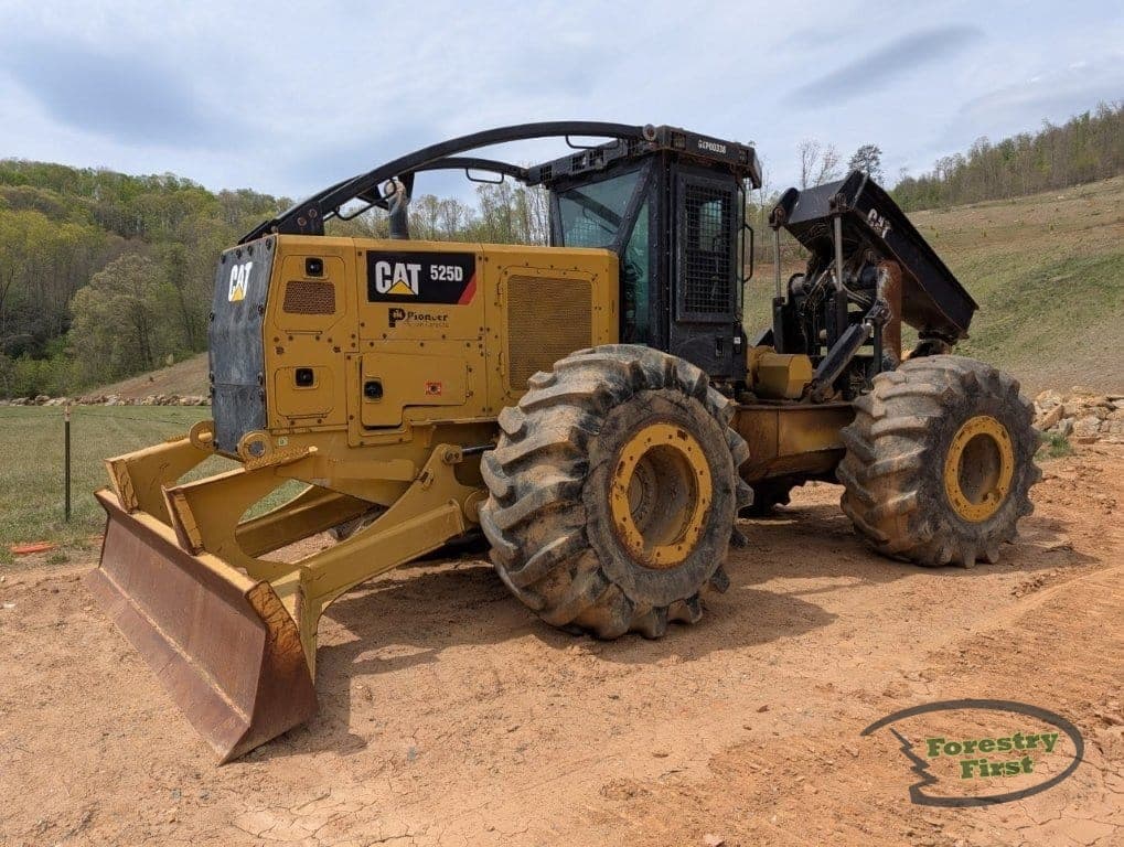2015 CAT 525D for sale