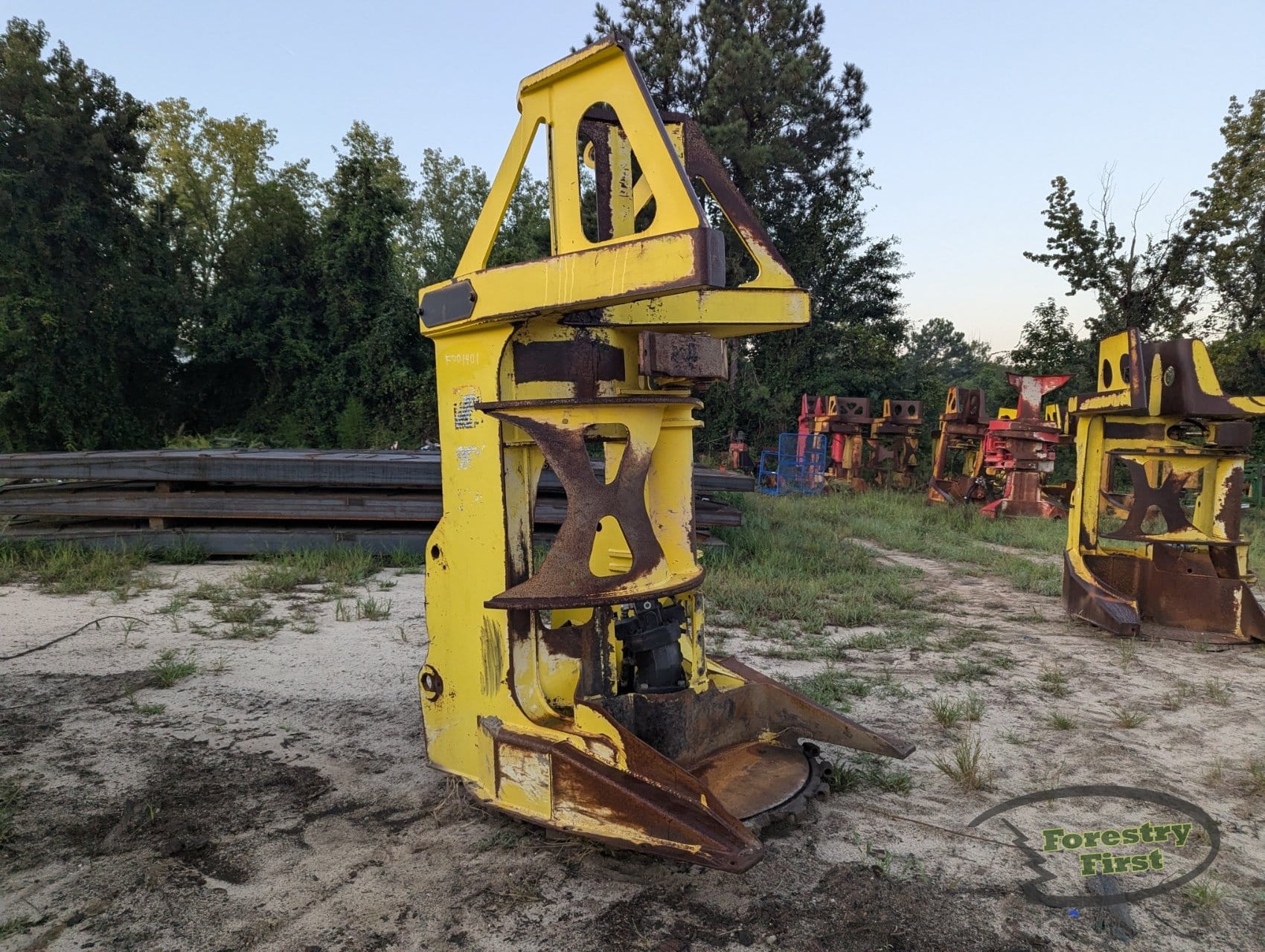John Deere FD55 Saw
