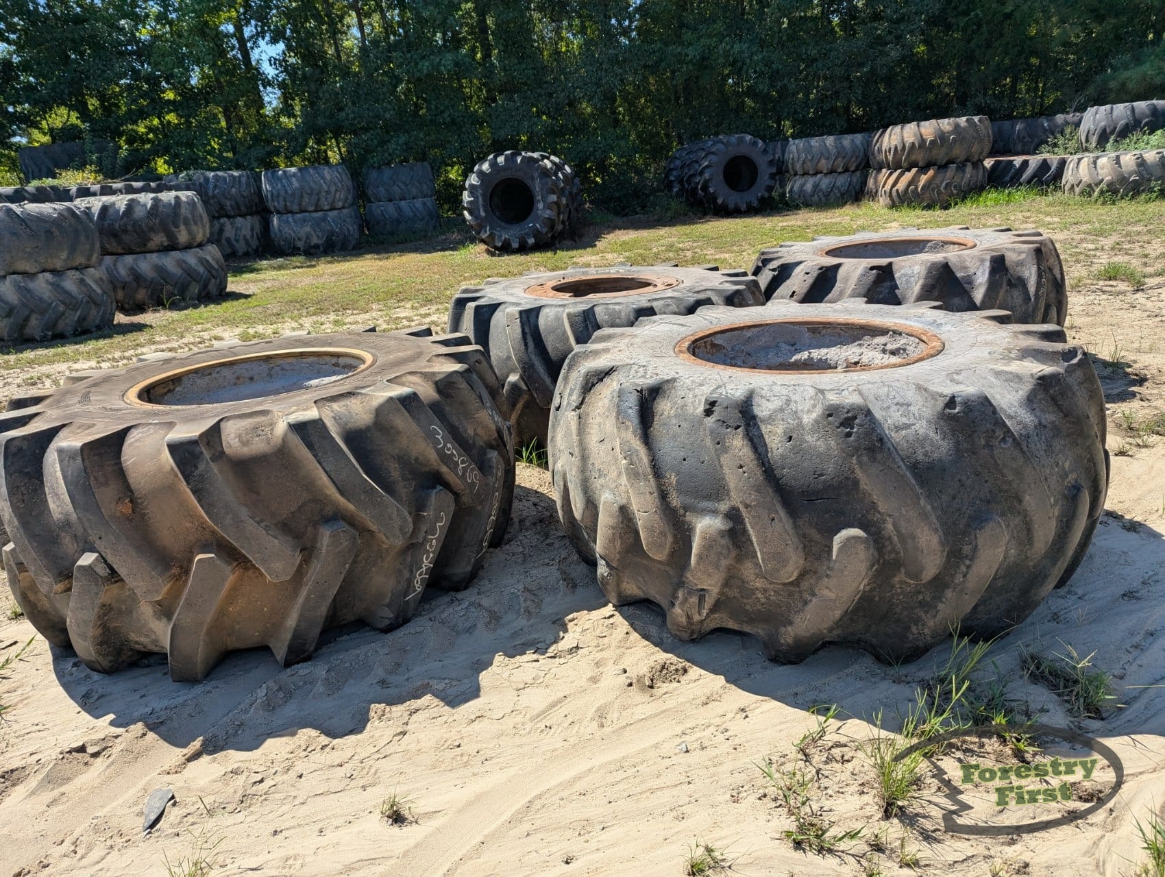 SET: 300866-300869